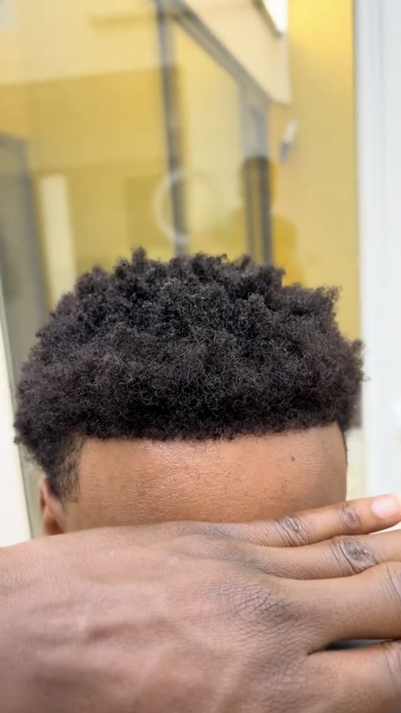 Résultat final : ligne frontale afro